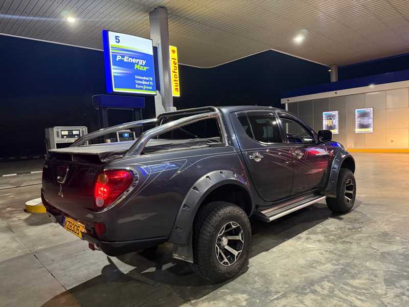 2009 Mitsubishi L200 2,5L 2009 Cyprus