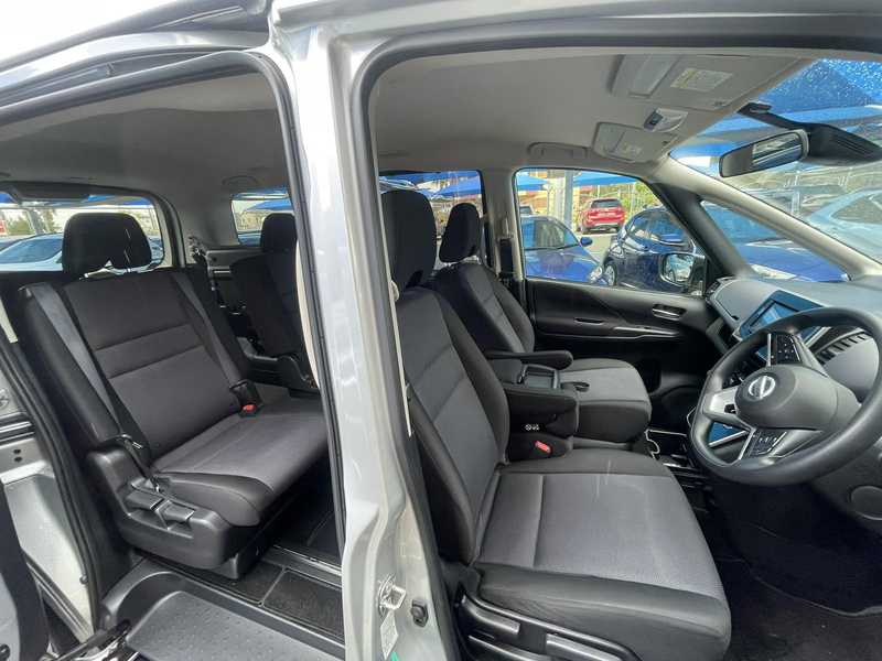2021 Nissan Serena 2,0L 2021 Cyprus