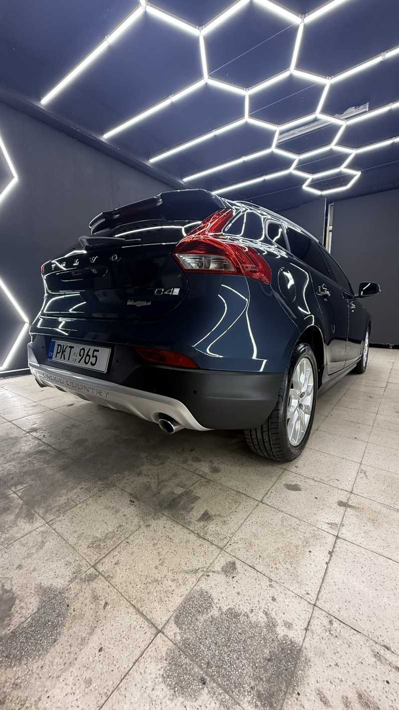 2018 Volvo V40 2,0L 2018 Cyprus