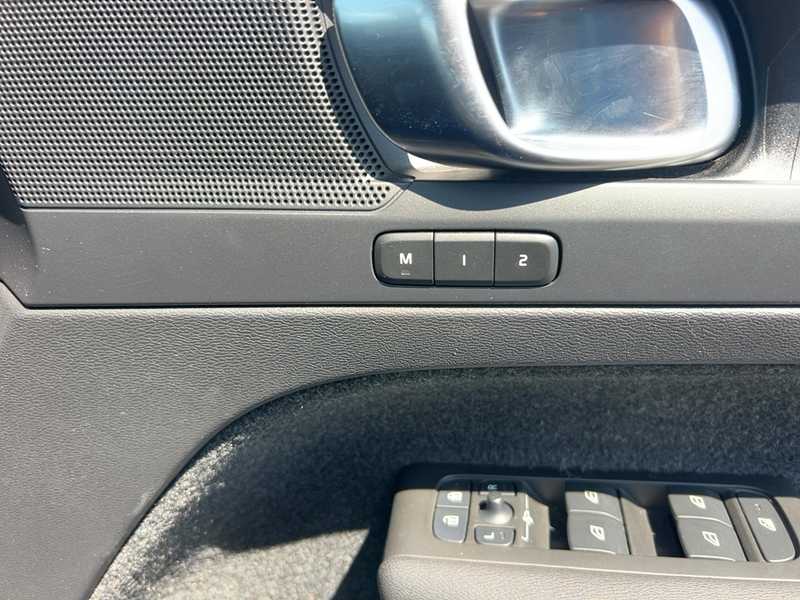 2023 Volvo XC40 Electric 2023 Cyprus