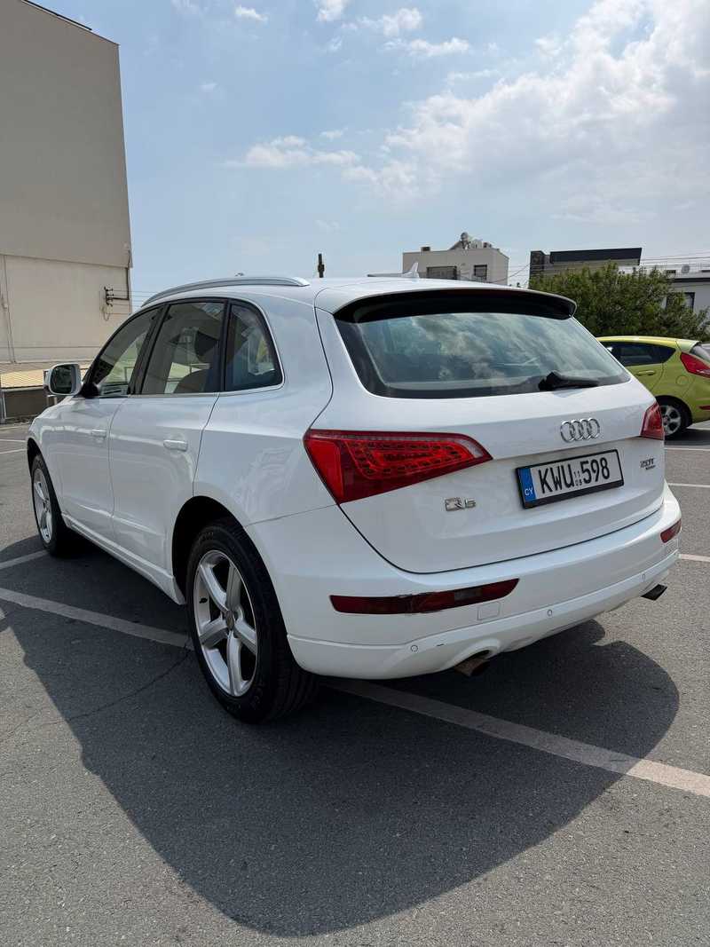 2009 Audi Q5 2,0L 2009 Cyprus