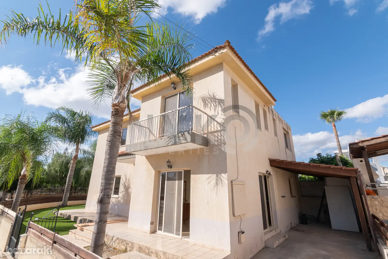 House, 4 bedrooms — 4
