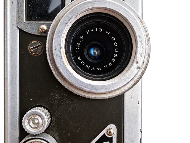 Vintage 1950s cinégel reinette 8mm movie camera-made in france, Επαρχία Λευκωσίας — Λακατάμεια - Αγία Παρασκευή