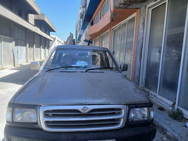 Mazda B-Series 2,5L 1997