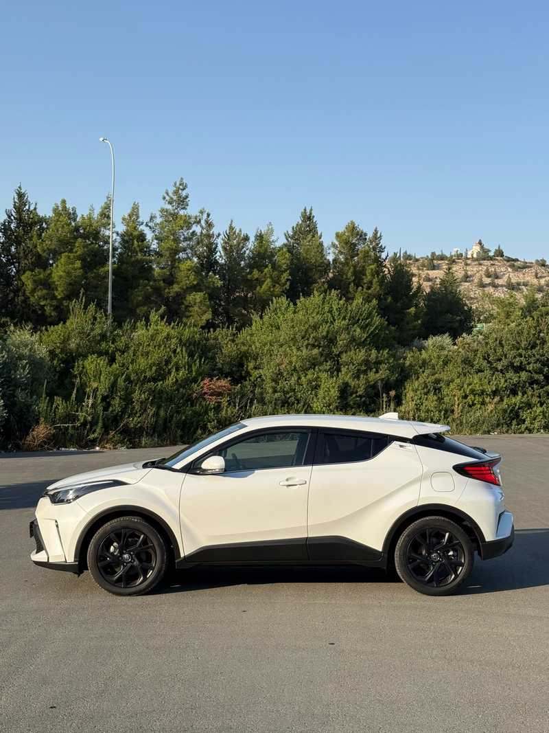 2023 Toyota C-HR 1,8L 2023 Cyprus