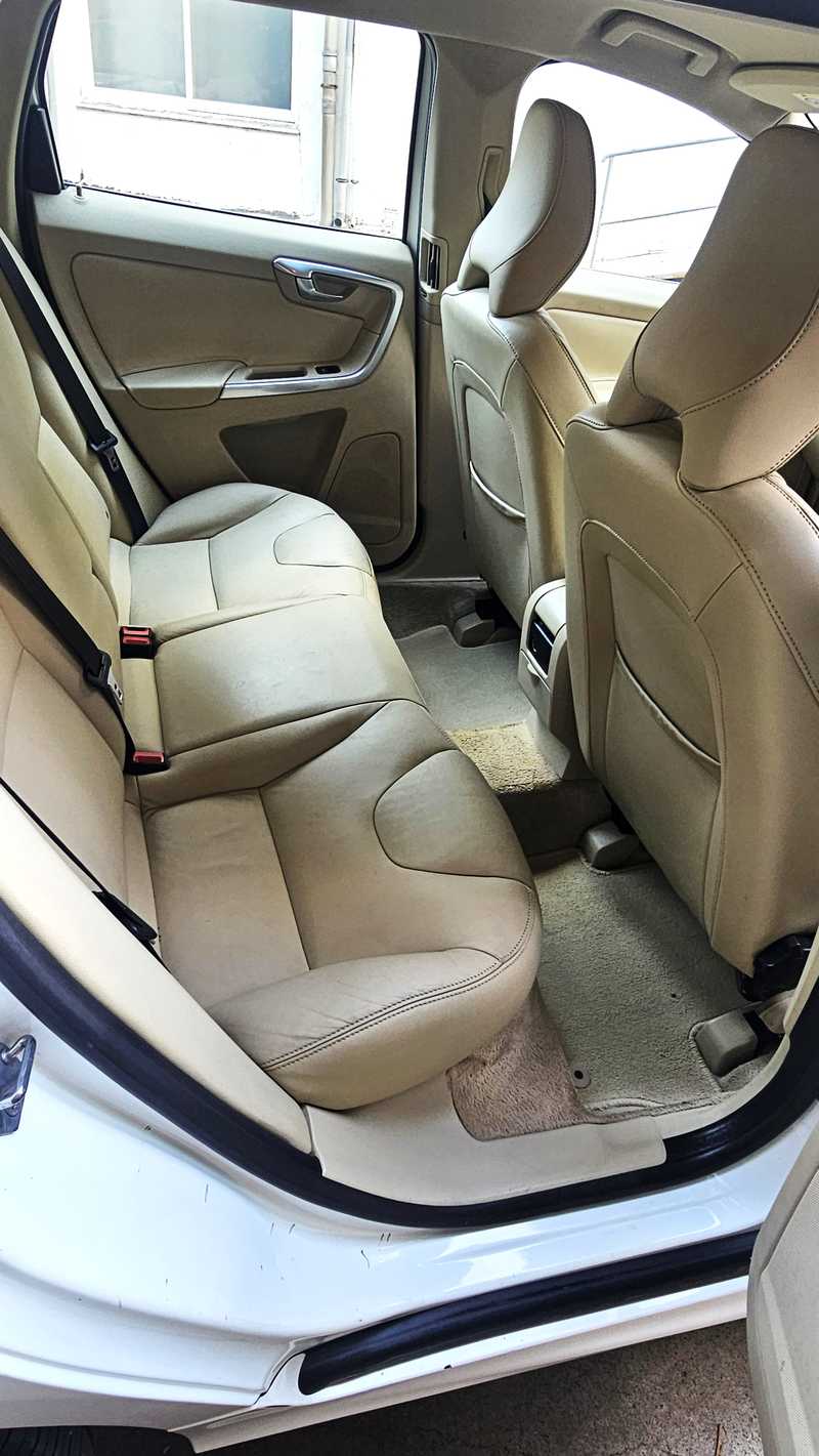 2014 Volvo XC60 2,0L 2014 Cyprus