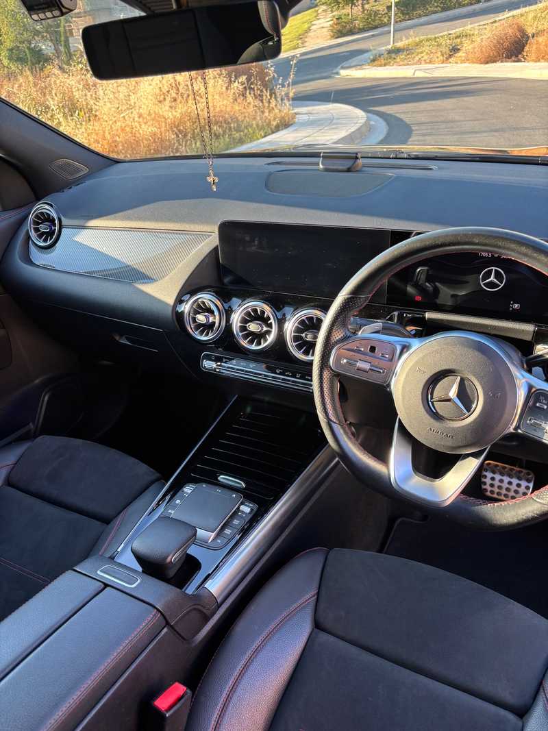 2021 Mercedes-Benz GLA-Class 2,0L 2021 Cyprus