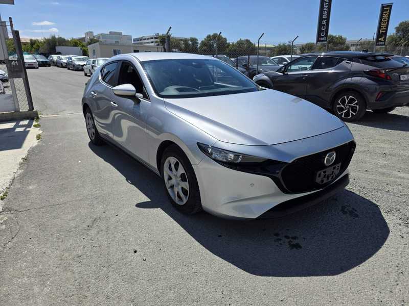 Mazda 3 1,5L 2023