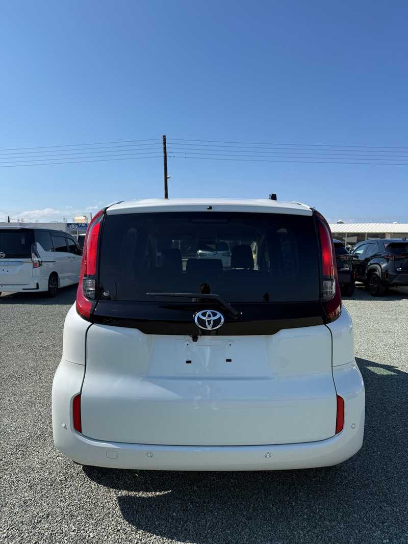 2023 Toyota Sienta 1,5L 2023 Cyprus