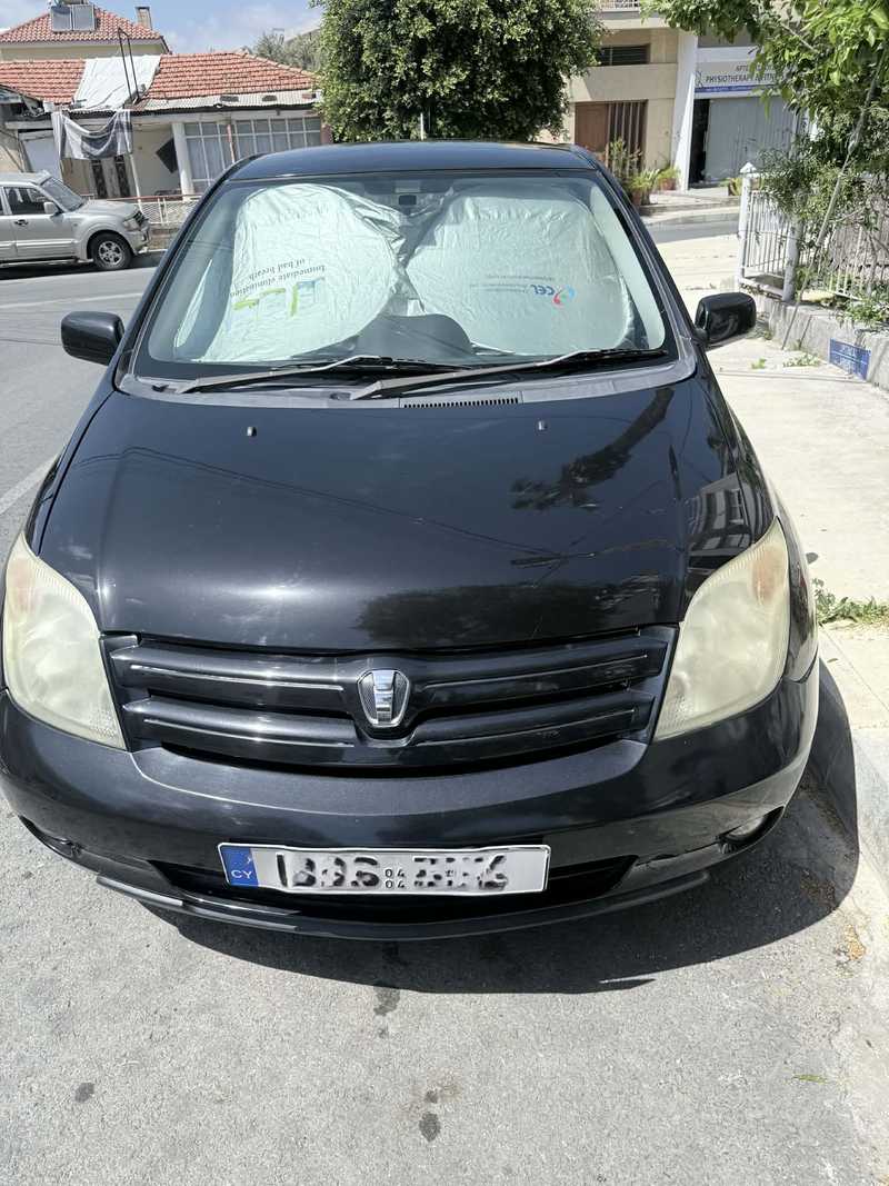 Toyota Ist 1,3L 2004