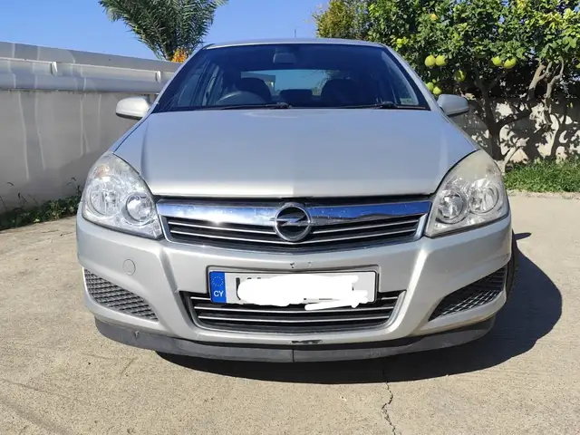 Opel, Vauxhall Astra