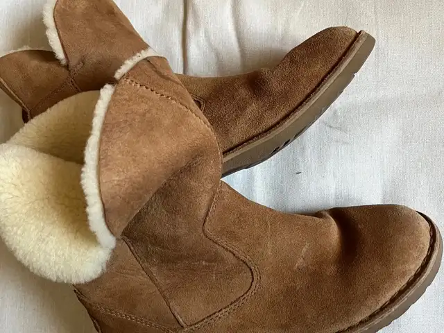 Ugg warm boots, Επαρχία Λευκωσίας — Καμπιά