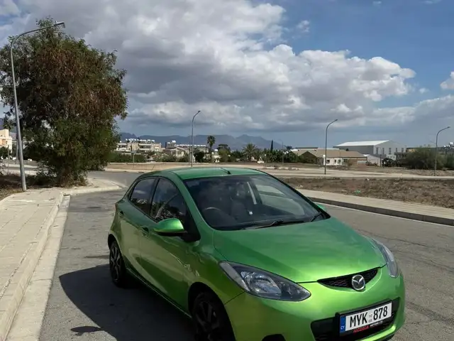 Mazda 2