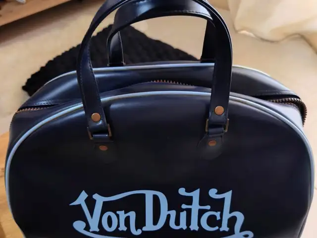 Genuine Von Dutch Kustom Made Navy Holdall/Bowling Bag, Επαρχία Πάφου — Universal