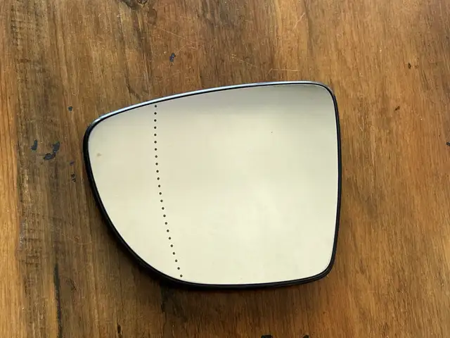 Renault clio iv 12-19 genuine left mirror glass with heating 12873120, Limassol — Germasogeia