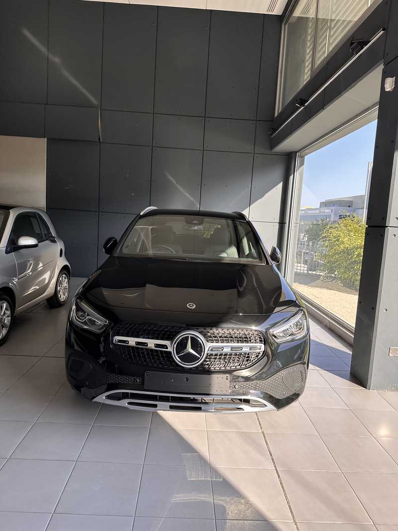 2023 Mercedes-Benz GLA-Class 1,3L 2023 Cyprus