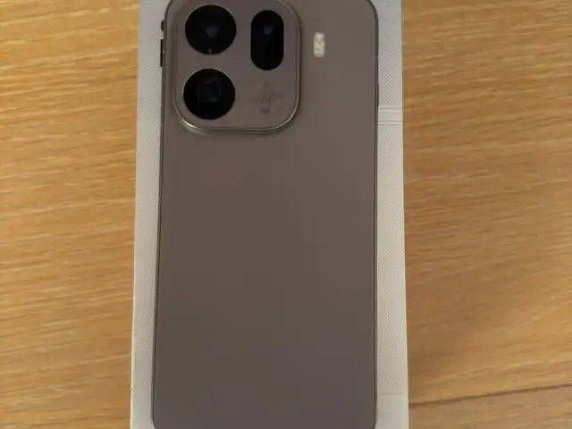 Oppo find x9 pro, Επαρχία Πάφου — Πέγεια