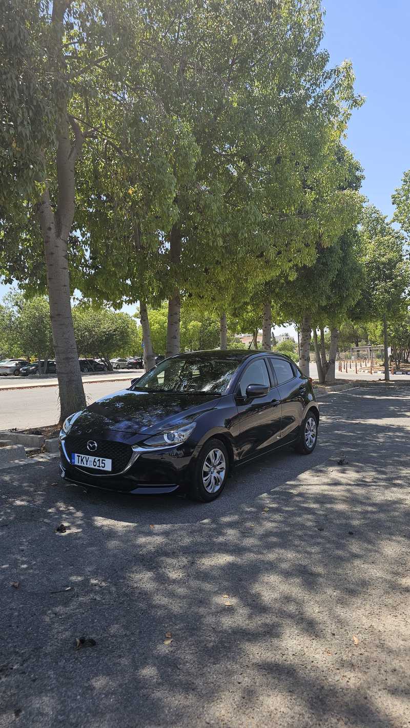 Mazda 2 2021