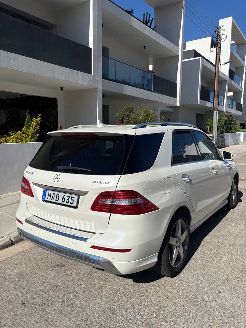 2013 Mercedes-Benz M-Class 2,2L 2013 Cyprus