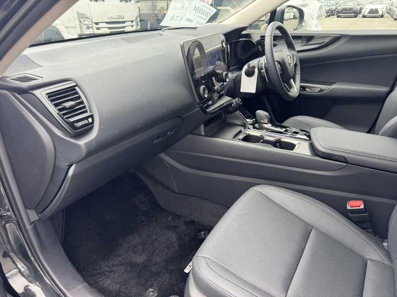 2025 Lexus NX 2,5L 2025 Cyprus
