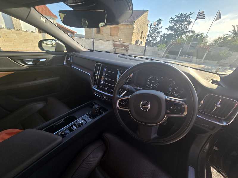 2021 Volvo V60 2,0L 2021 Cyprus