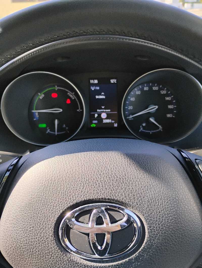 2021 Toyota C-HR 1,8L 2021 Cyprus
