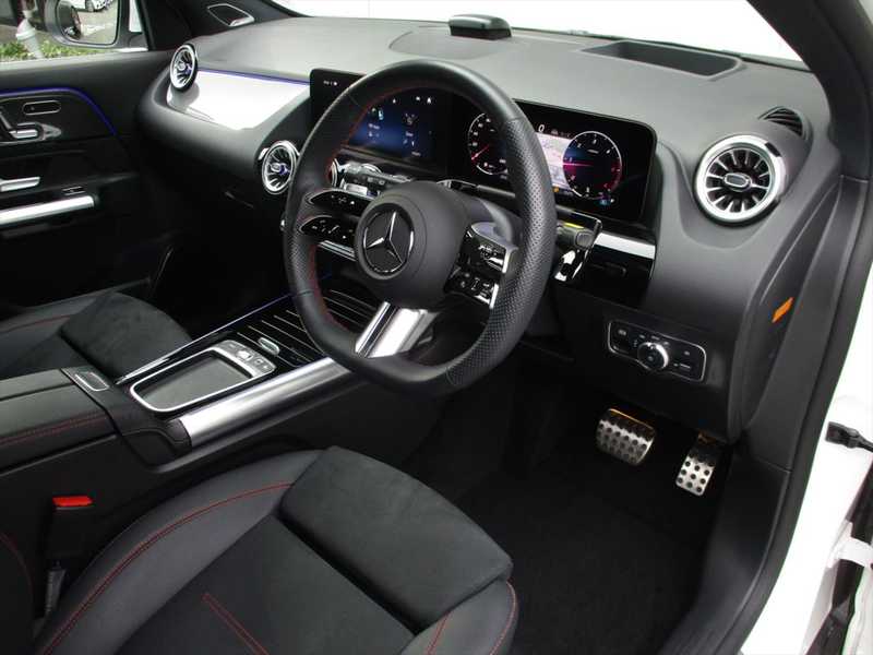 2025 Mercedes-Benz GLA-Class 2,0L 2025 Cyprus