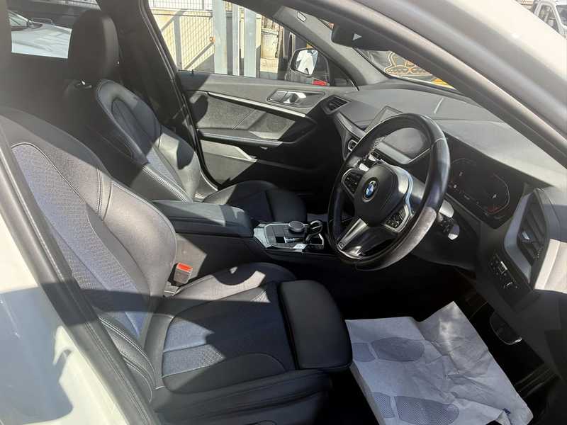 2022 BMW 1-Series 2,0L 2022 Cyprus