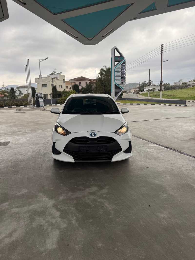 2022 Toyota Yaris 1,5L 2022 Cyprus