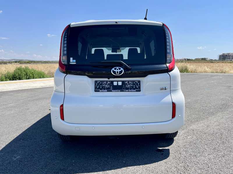 2023 Toyota Sienta 1,5L 2023 Cyprus