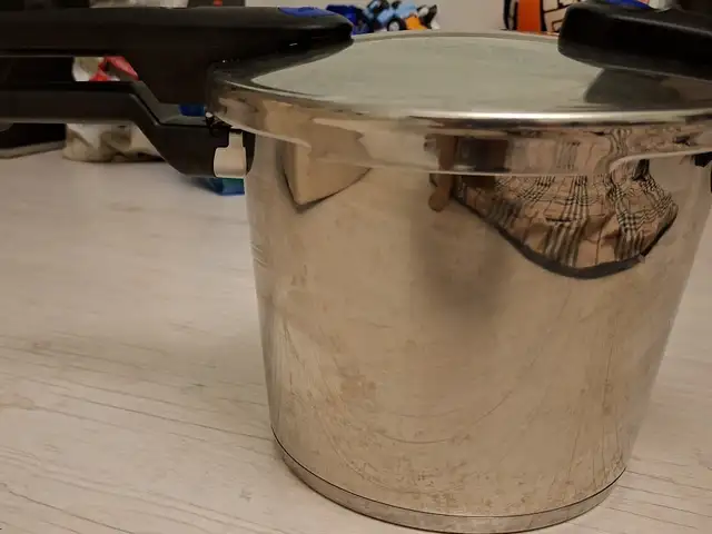 pressure cooker FISSLER, Επαρχία Λεμεσού — Λεμεσός - Νεάπολη