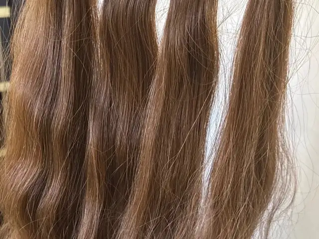 Hair extensions blackgold, Επαρχία Λάρνακας — Λάρνακα - Καμάρες
