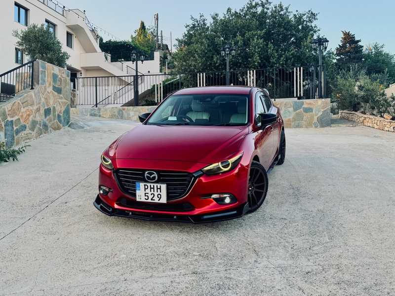 Mazda Axela 1,5L 2018