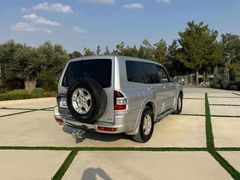 2001 Mitsubishi Pajero 3,2L 2001 Cyprus