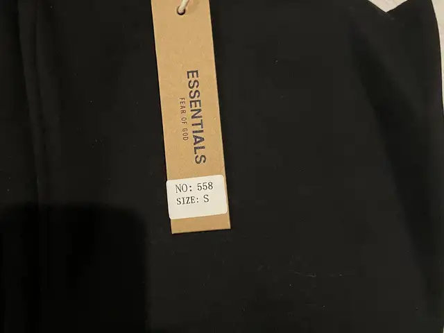 New black tracksuit, Επαρχία Λάρνακας — Λάρνακα - Φοινικούδες