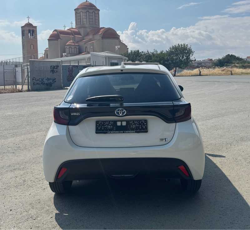 2021 Toyota Yaris 1,5L 2021 Cyprus