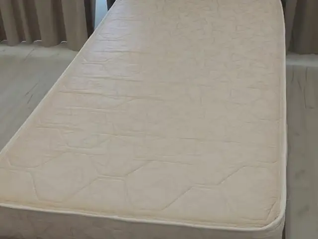 Single bed and matress, Larnaca — Larnaka - Makenzy