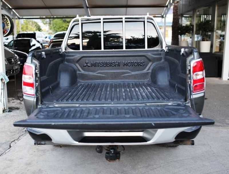 2015 Mitsubishi L200 2,4L 2015 Cyprus