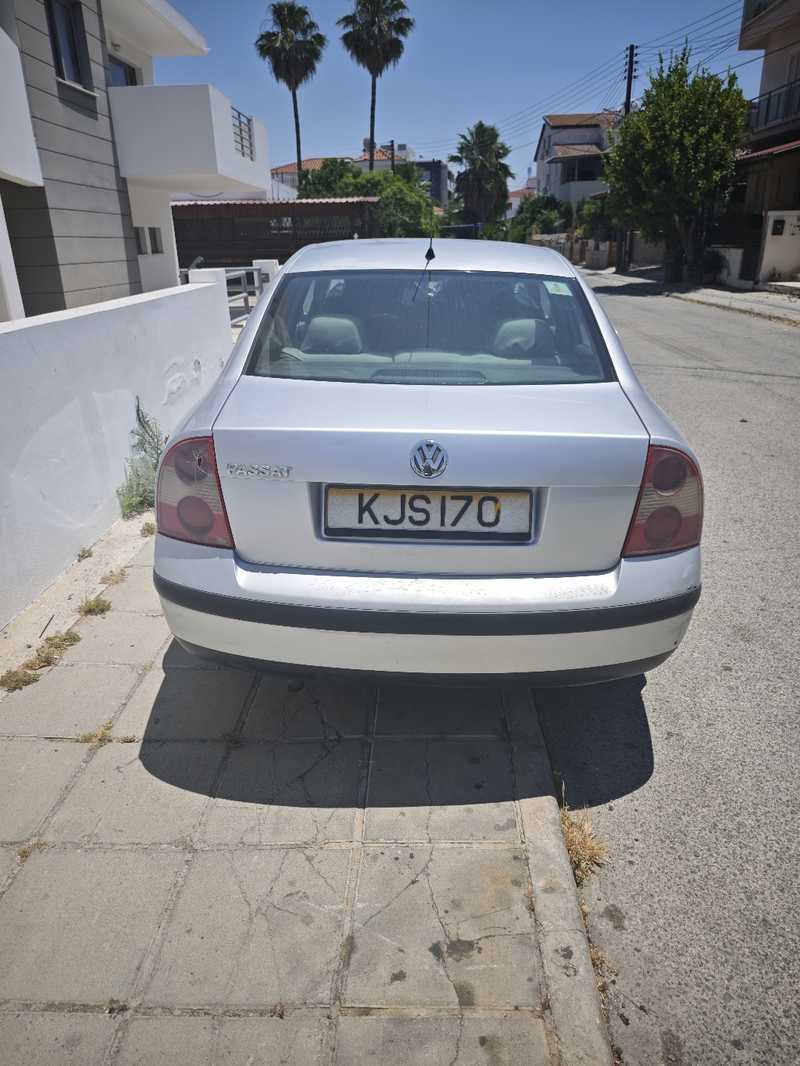 2004 Volkswagen Passat 1,6L 2004 Cyprus