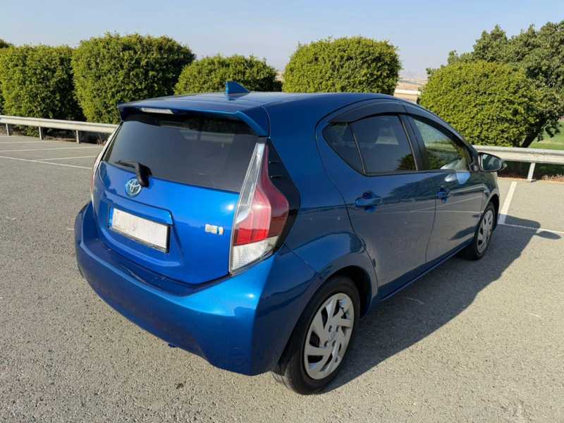 2015 Toyota Aqua 1,5L 2015 Cyprus