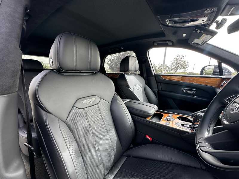 2023 Bentley Bentayga 4,0L 2023 Cyprus