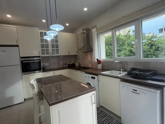 2-bedroom semi-detached to rent, Limassol — Limassol - Neapolis