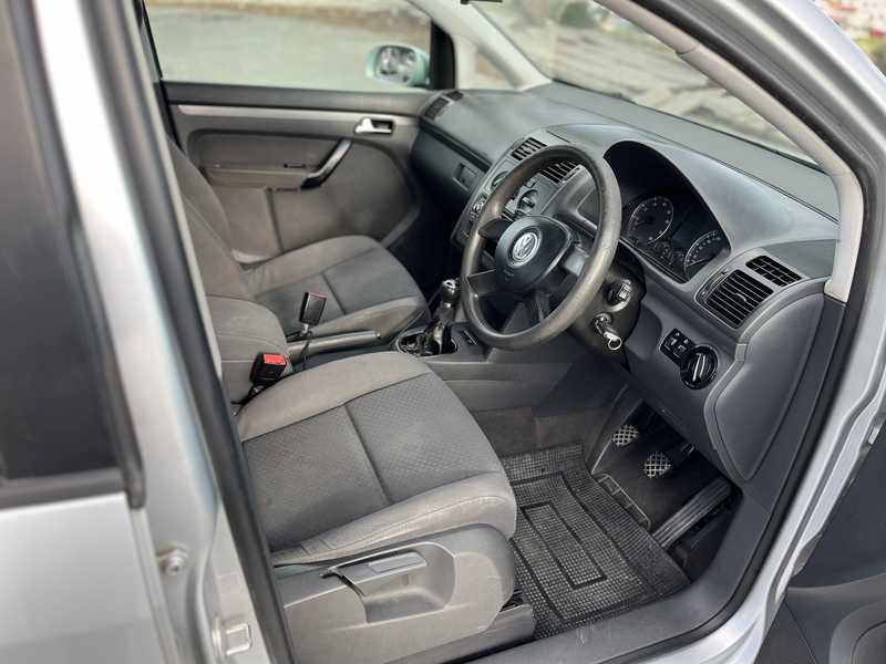 2005 Volkswagen Touran 1,6L 2005 Cyprus