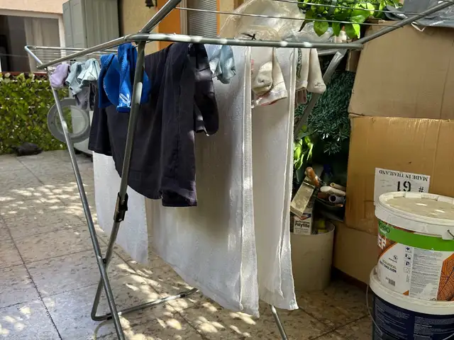 Laundry drying rack, Επαρχία Λεμεσού — Λεμεσός - Ζακάκι