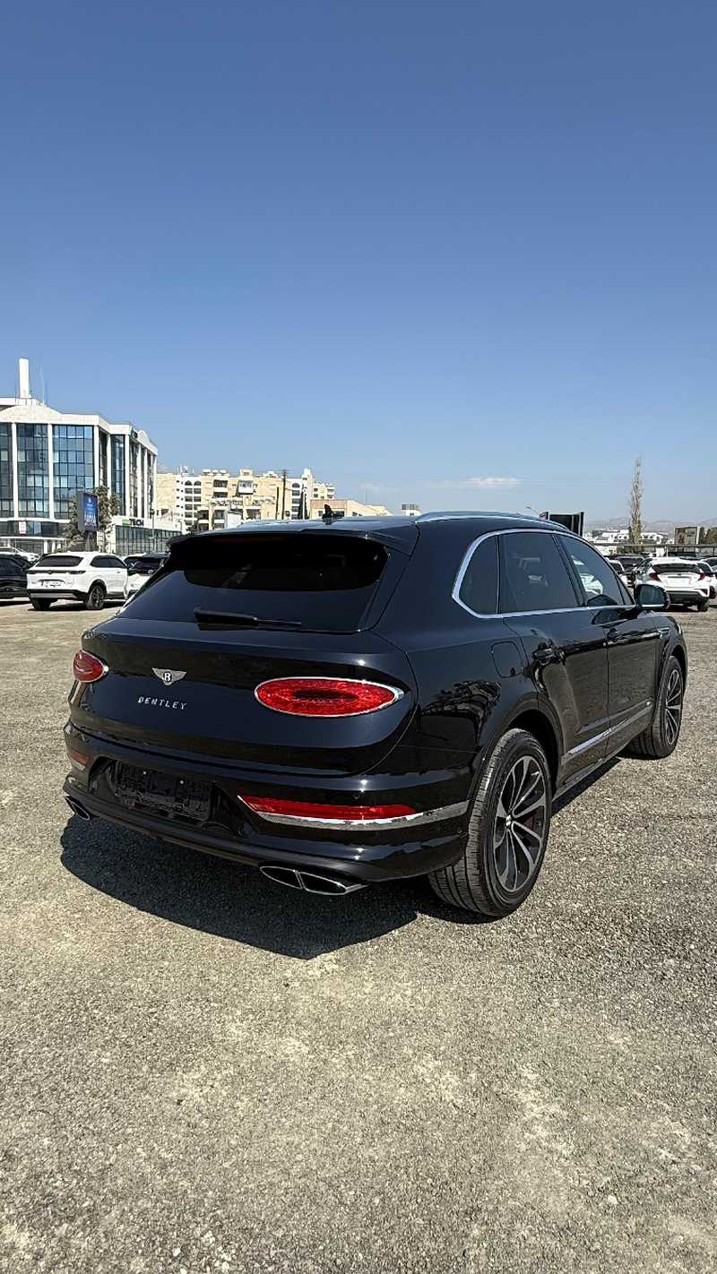 2023 Bentley Bentayga 4,0L 2023 Cyprus