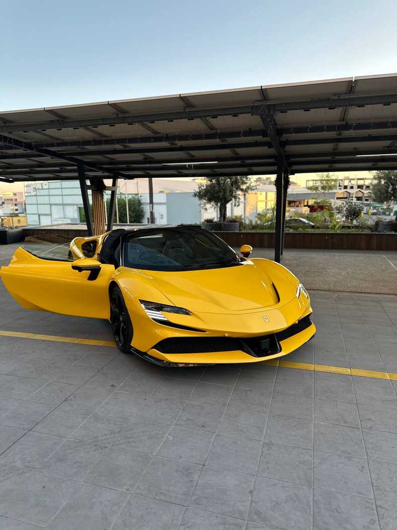 2022 Ferrari SF90 4,0L 2022 Cyprus