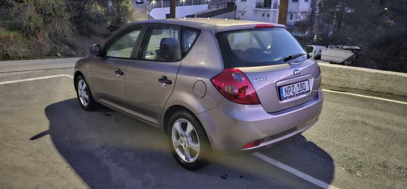 2009 KIA Ceed 1,6L 2009 Cyprus