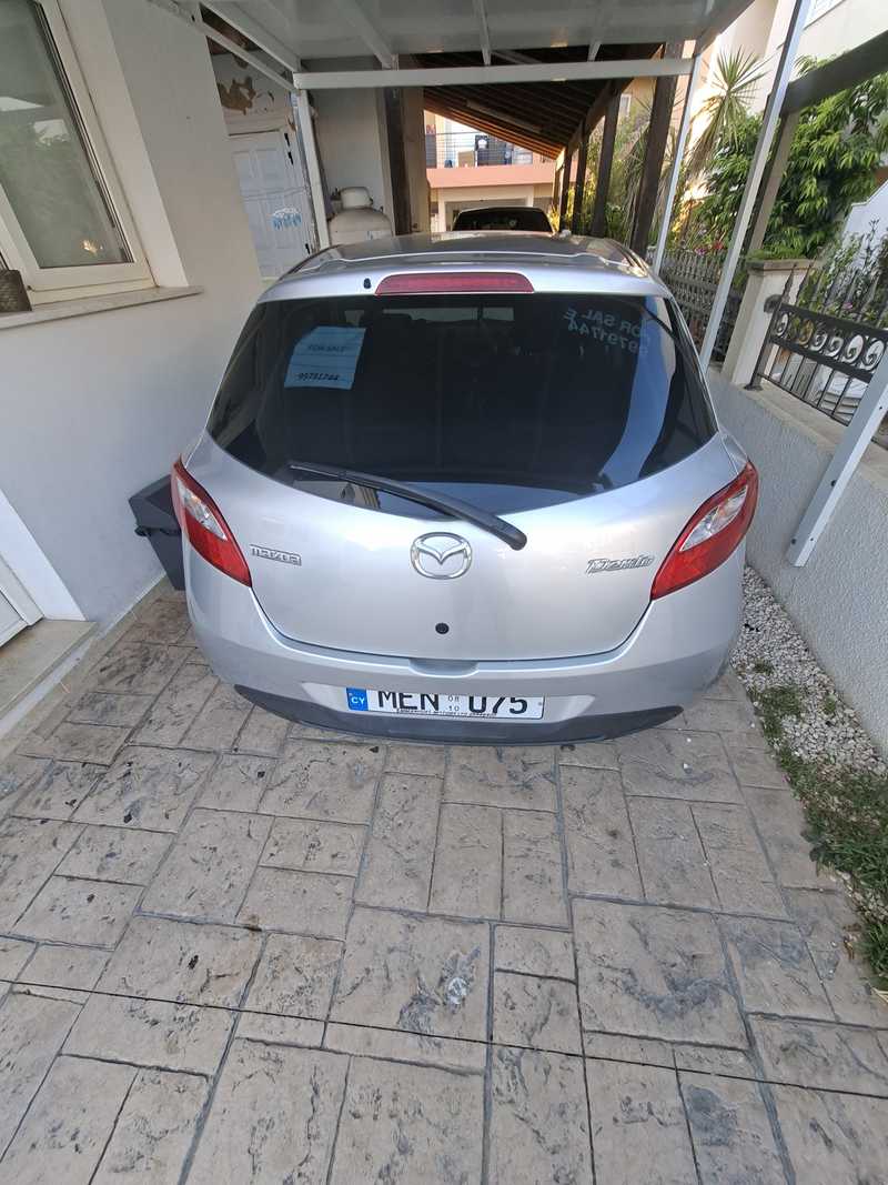 2010 Mazda Demio 5,4L 2010 Cyprus