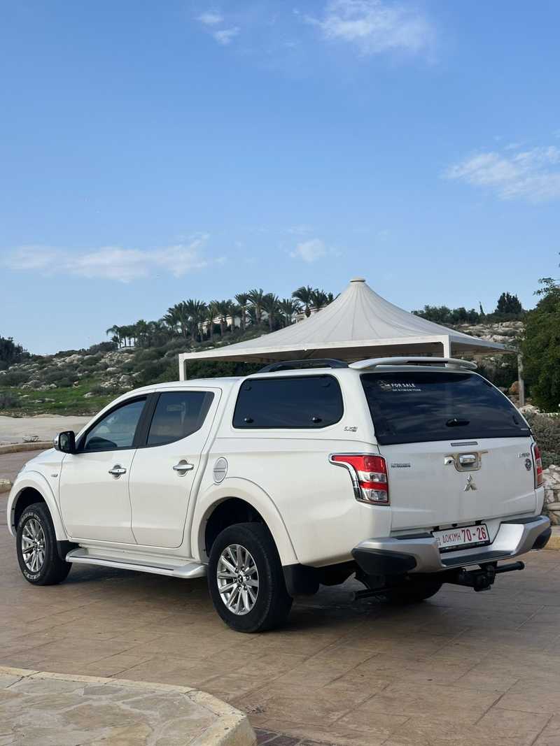 2017 Mitsubishi L200 2,4L 2017 Cyprus