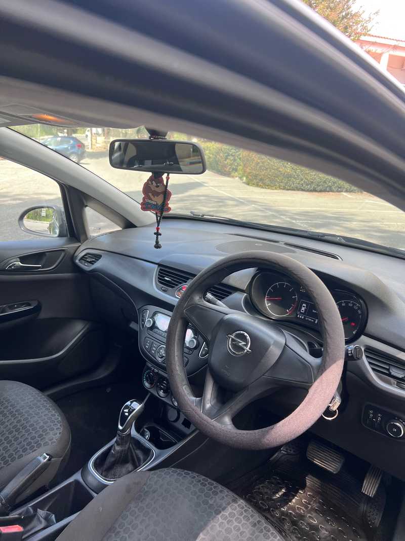 2015 Opel, Vauxhall Corsa 1,4L 2015 Cyprus